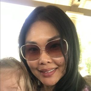 Meet your Posher, Sandra